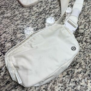 lululemon white belt bag